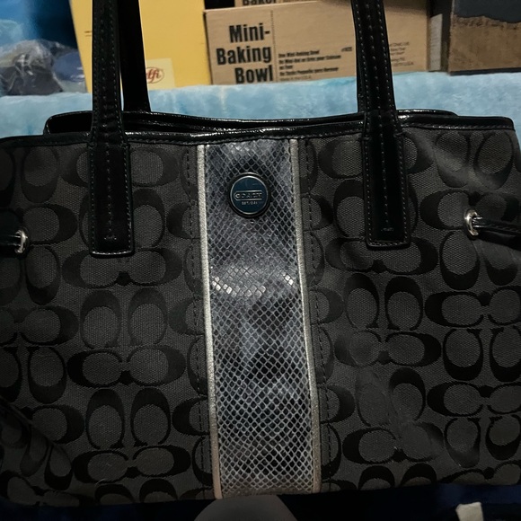 Coach Reptile Print purse - Picture 9 of 10